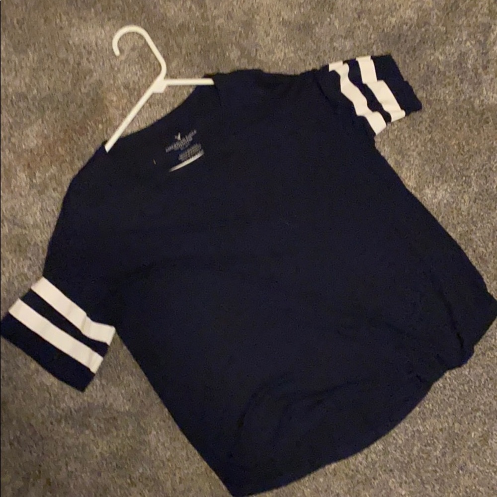 American Eagle Short Sleeve shirts